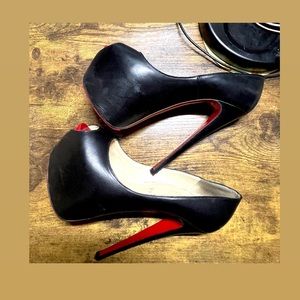 Christian Louboutin pumps platforms heels